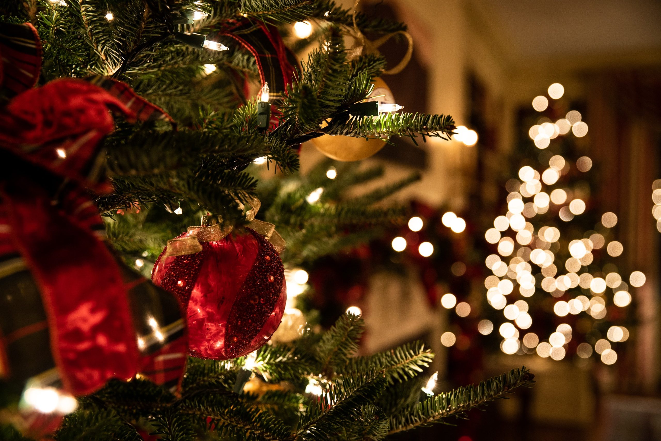 A Cosy Christmas Living Room: Your Ultimate Decorating Guide